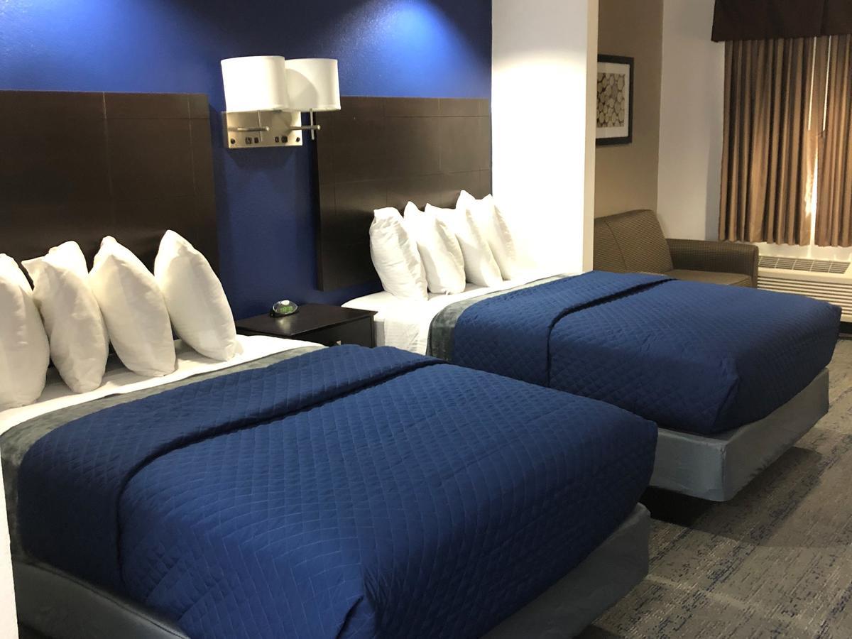 Executive Inn And Suites Joaquin Екстер'єр фото